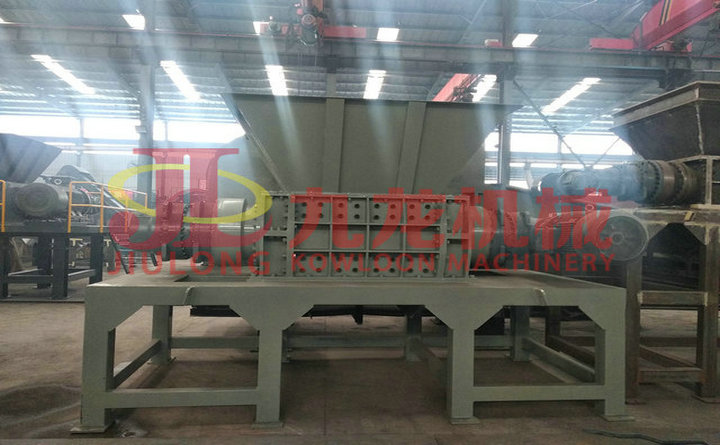 廢舊金屬破碎機(jī)